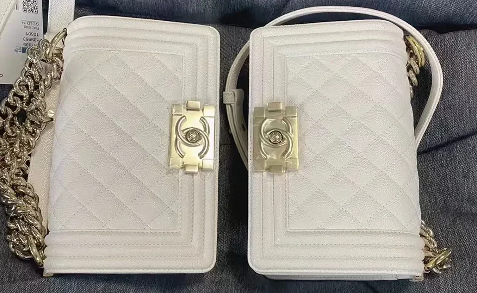 Detailed Comparison Between Chanel Boy Bag Authentic and High-Quality Replicas