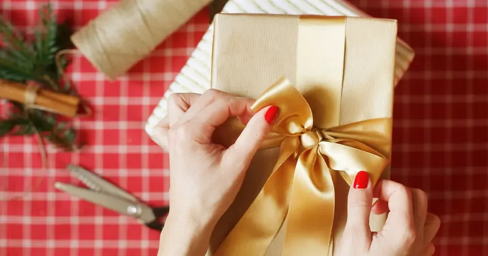 7 Christmas Luxury Gifts for Her