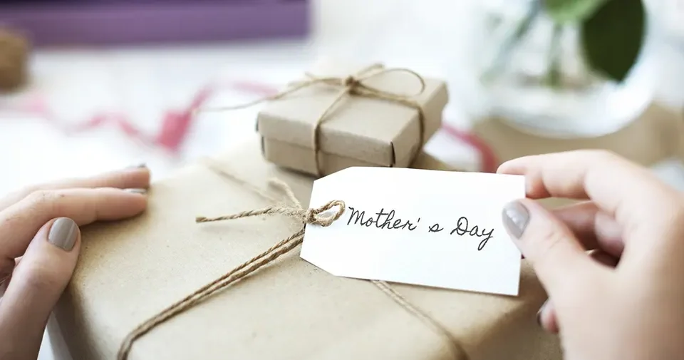 Luxury Mother’s Day Gifts: Thoughtful Ideas to Pamper Her